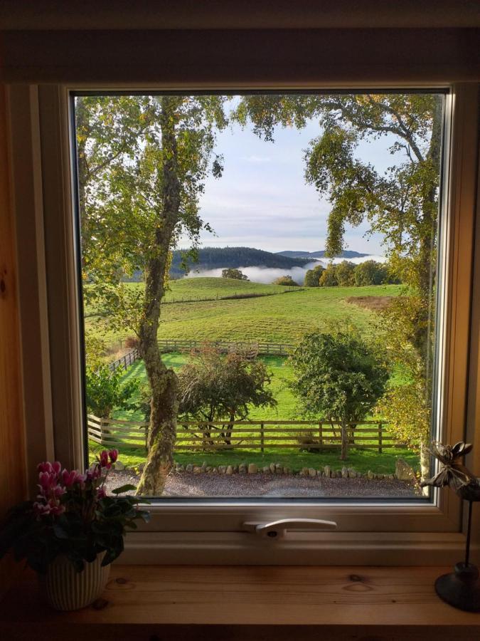 Upper Leanassie Villa Beauly Bagian luar foto